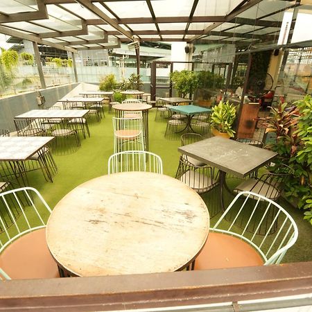Vaishnavi Residency Hotel Bangalore Exterior photo