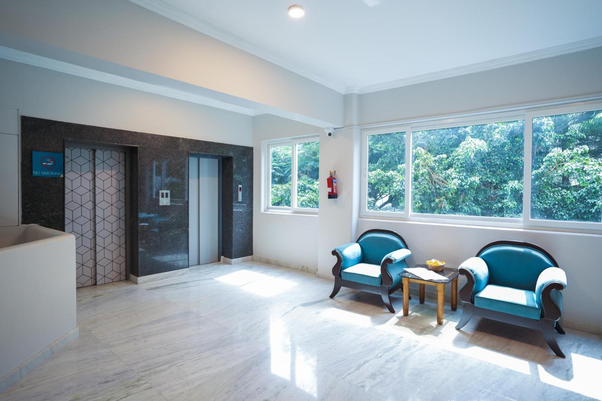Vaishnavi Residency Hotel Bangalore Exterior photo