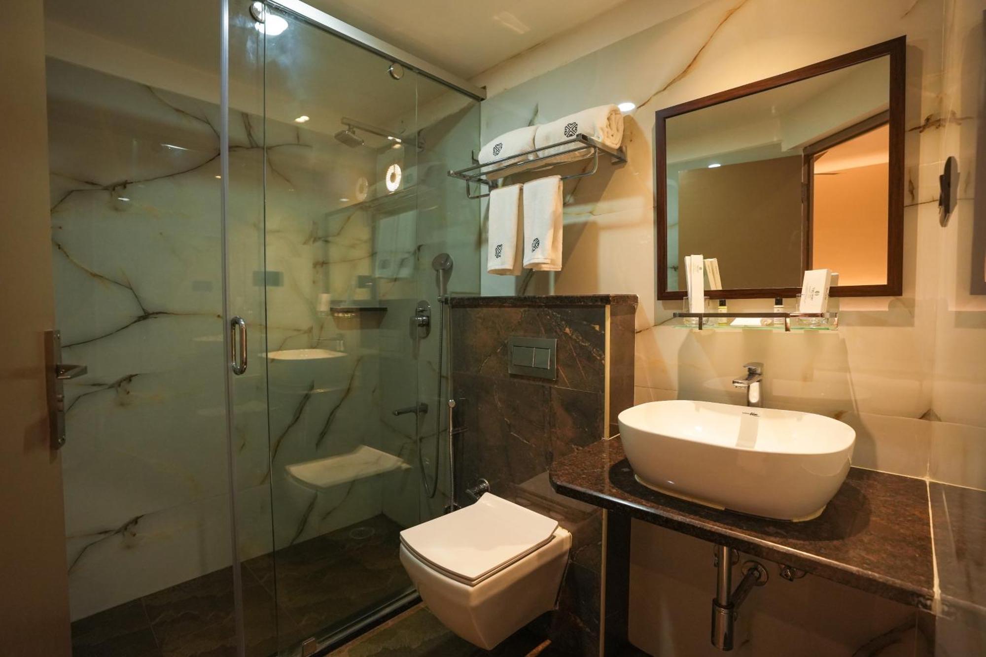 Vaishnavi Residency Hotel Bangalore Exterior photo