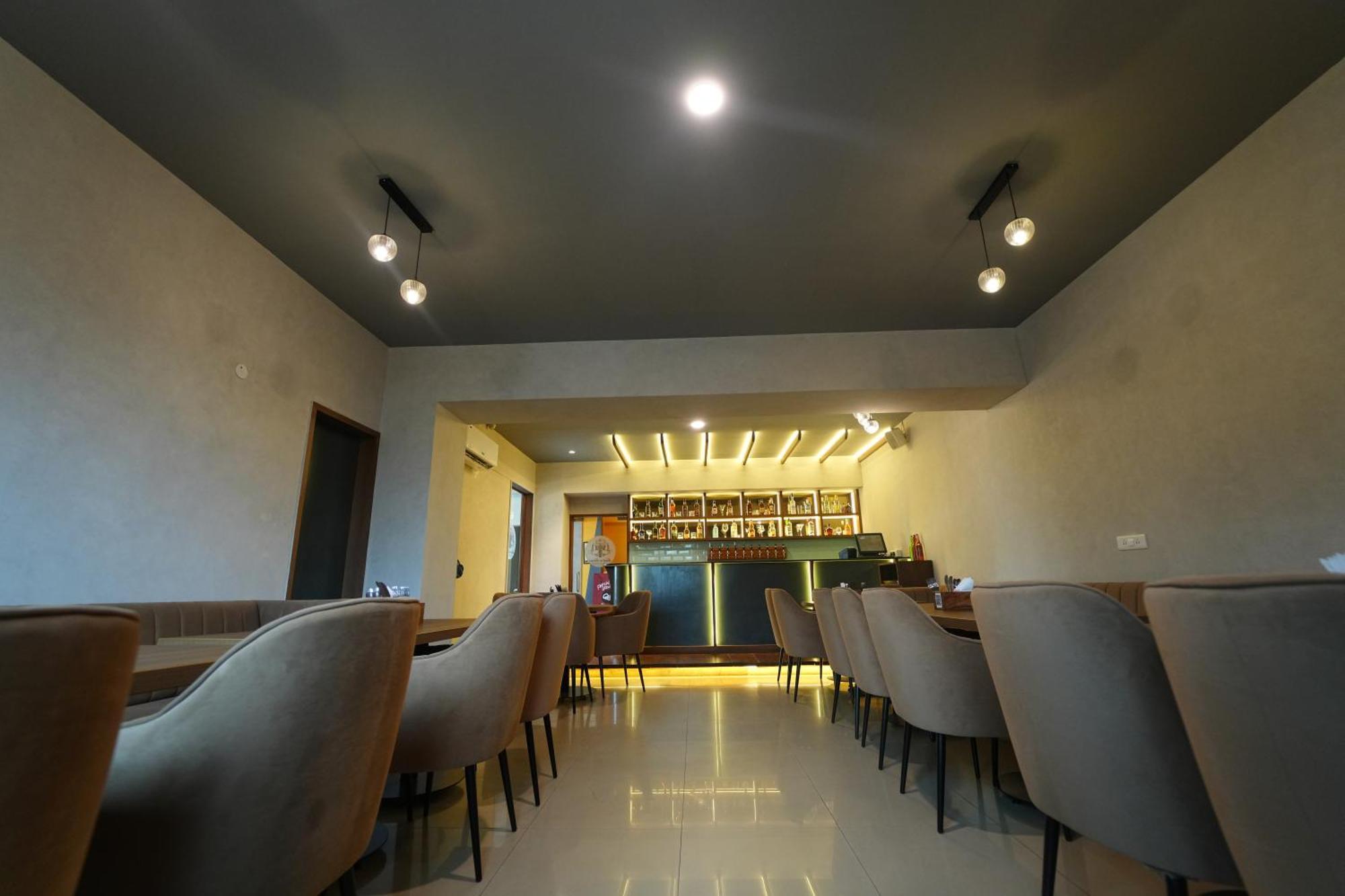 Vaishnavi Residency Hotel Bangalore Exterior photo
